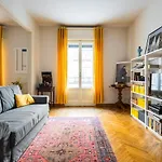 Apartment Comfort In The Heart Of Bologna