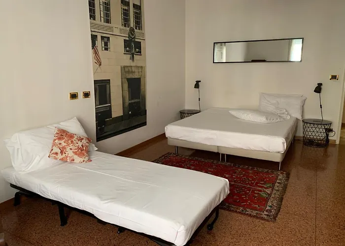 Comfort In The Heart Of بولونيا